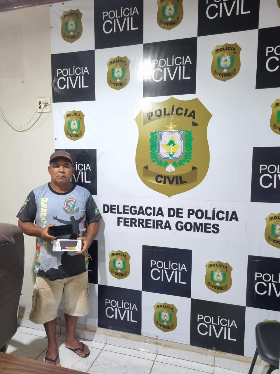 EM FERREIRA GOMES, POLÍCIA CIVIL RECUPERA CELULAR FURTADO QUATRO DIAS APÓS O CRIME